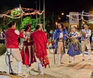 Palco Giratório apresenta o espetáculo Romeu e Julieta em Floriano