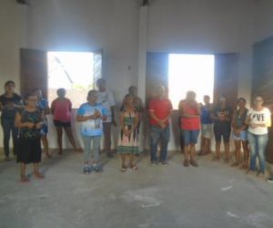 Comunidade católica do bairro Bosque inicia festejos de Santa Terezinha