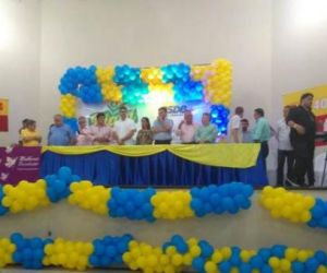 Floriano recebe caravana do seminário "Piauí pode dar certo"