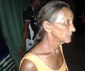 Mulher fere idosa e coloca fogo em barraca após desentendimento entre vizinhos