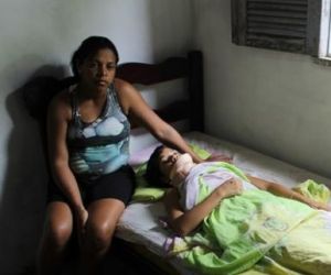 Só parou de bater quando desmaiei', diz estudante agredida por colega