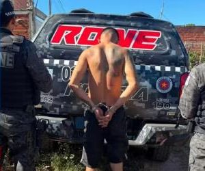 Condenado a mais de 62 anos por roubo tenta escapar por telhados e é recapturado durante operação