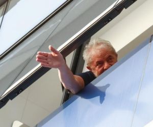 TRF-4 concede liminar de soltura ao ex-presidente Lula
