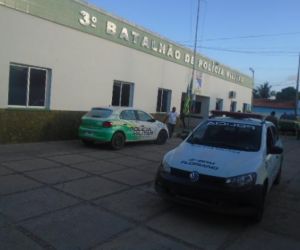 Motocicleta é roubada no bairro Pau Ferrado