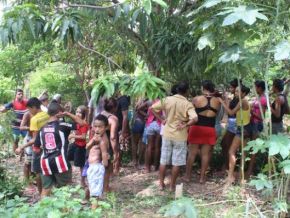 Travesti é encontrado morto com a cabeça esmagada em Teresina