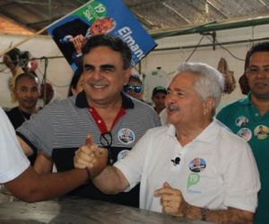 Elmano realiza caminhada e ouve pedidos de mais segurança