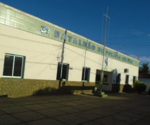 Homem é preso suspeito de furto a comércio no centro de Floriano