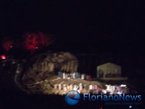 Encenação da Paixão de Cristo reuniu milhares de fiéis em Floriano