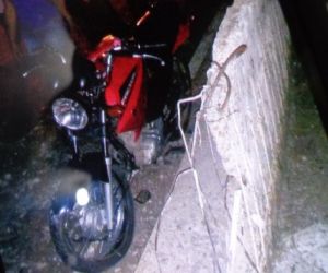 Acidente de moto deixa vítima fatal e outra ferida na BR-343 em Floriano