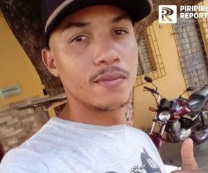 Jovem morre após colidir moto contra árvore no Piauí