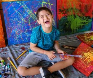 Artista piauiense de 11 anos é convidado para participar de exposição no Museu do Louvre, em Paris