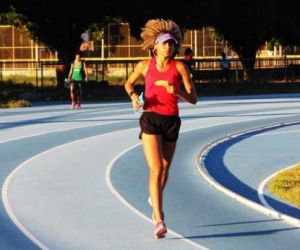 Letícia Lima faz segundo melhor tempo e avança à semi do Mundial de atletismo