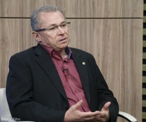 PT pede proporcionalidade como critério para divisão de cargos