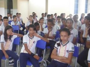 Unidade Escolar Jacob Demes recebeu equipe do PSE