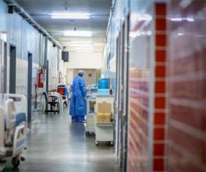Todos hospitais do interior estão com 100% das UTIs lotadas; 64 pacientes esperam leitos