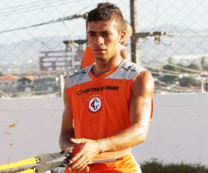 Lateral João Paulo não se apresenta, e Parnahyba nega liberação com custos