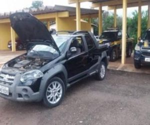 PRF-PI recupera em Picos veículo roubado em Salvador