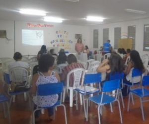 10ª GRE sedia seminário de avaliação do projeto Chão da Escola em Floriano