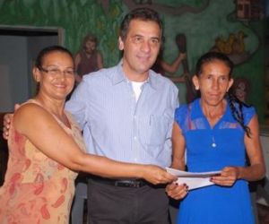 Prefeito assina convênio com Sindicatos dos Trabalhadores Rurais