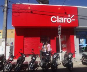 Operadora de telefonia oferece vagas de emprego em Floriano