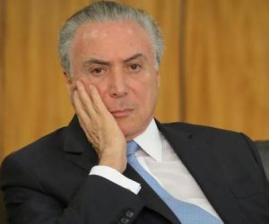 Em entrevista, Temer admite apoio a Alckmin ou outro candidato de centro
