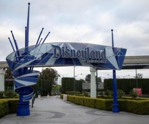 Disney vai reabrir parques temáticos na Califórnia no dia 30 de abril
