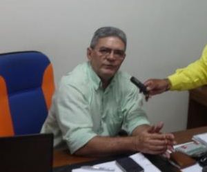 Delegação de professores visita Floriano para conhecer experiências de Escola Municipal