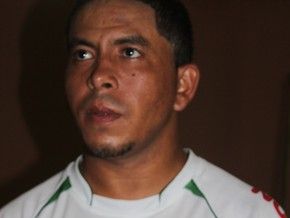 Após 3 anos parado, volante Lúcio pede um mês para entrar em foma