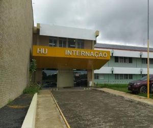 Quatro pacientes de Manaus recebem alta de hospital em Teresina