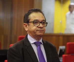 Deputado Dr. Hélio busca apoio para ser prefeito de Parnaíba
