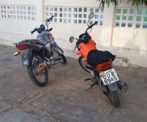 PM descobre casa usada para desmanche de motos roubadas em Floriano