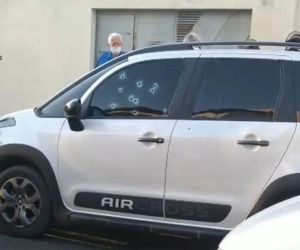 Empresário é morto com vários tiros dentro de carro na Zona Leste de Teresina