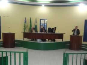 Câmara promoveu debate sobre situação de imóveis invadidos no Conjunto Zé Pereira