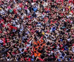 Lula sai andando e se entrega à Polícia Federal após dois dias em sindicato