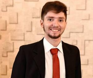 Estudante de Direito bate a cabeça ao cair de escada e morre no litoral do Piauí