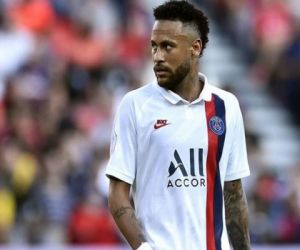 Neymar foca em vencer Champions e minimiza Bola de Ouro