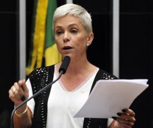 Definição de posse de Cristiane Brasil deve ficar para fevereiro