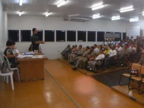 Reunião debateu Campanha de Vacinação Anti-rábica em Floriano