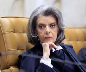 Congresso começa a semana pressionado pelas acusações feitas por Funaro