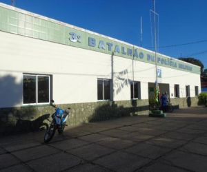 Polícia frustra arrombamento e recupera vários objetos em Floriano