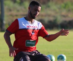 Apresentado na segunda, meia Bruno Smith dá adeus ao River-PI sem jogar