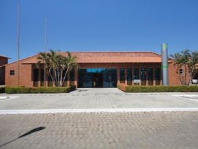 IFPI abre concurso com 240 vagas para professores efetivos