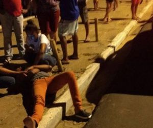 Passageiro relata assalto em ônibus;13 pessoas teriam caído do veículo