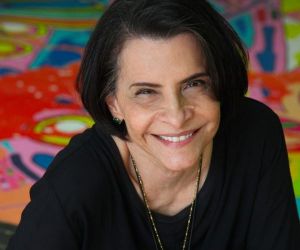 Marina Lima sintetiza no EP Motim e no livro Música e letra os horizontes apontados por obra sem