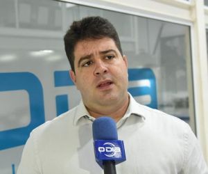 "Candidatura própria não impede PSL de ficar na base de Firmino"