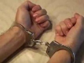 Mulher é presa suspeita de comandar ponto de venda de drogas em Teresina