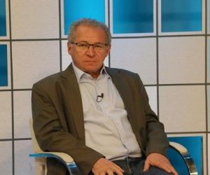 Assis confirma projeto do governador de encerrar carreira na política