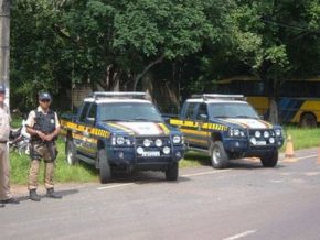 Seis pessoas morrem em acidente com Hillux e carreta na BR-135