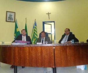 Após recesso parlamentar, vereadores de Floriano voltam aos trabalhos