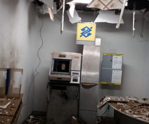 Criminosos explodem caixa eletrônico e fogem sem levar dinheiro no Norte do Piauí